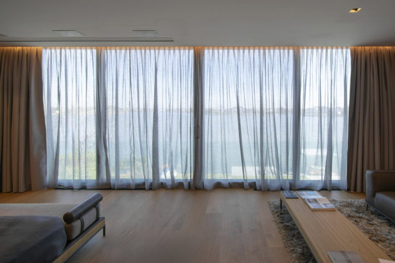 Cortinas y toldos